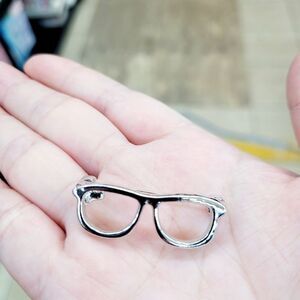 2/$20 Brand New Silver Frame Glasses Pin Brooch